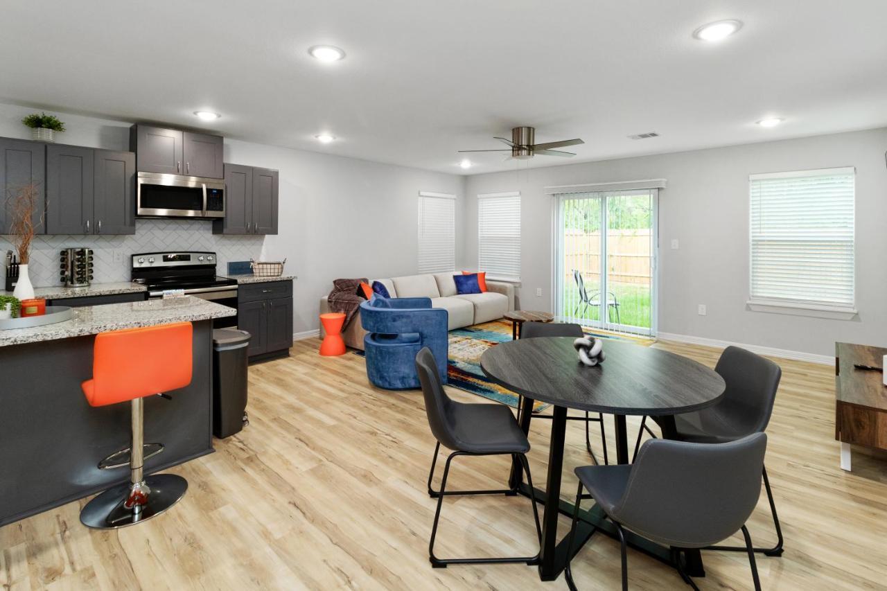 Holiday home Peerless Retreat - Minutes From Downtown *