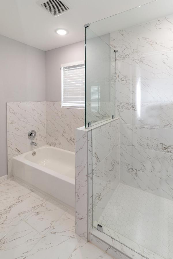 Peerless Retreat - Minutes From Downtown